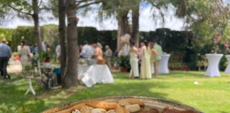 Las fiestas privadas ganan terreno en la Costa de Huelva y disparan la demanda de servicios de catering especializados