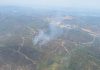 El incendio de Almonaster obliga al desalojo de Acebuches, El Arroyo y Las Veredas