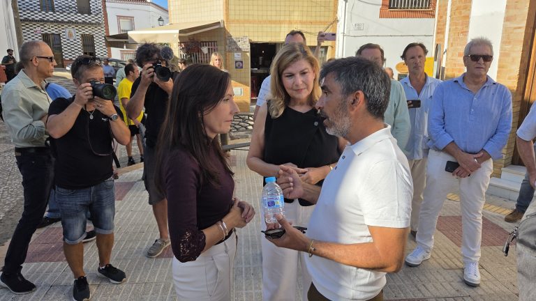 La Junta aborda con los alcaldes las necesidades derivadas del incendio de Niebla