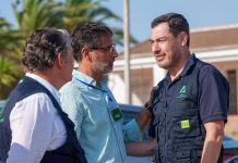 Moreno anuncia un plan contra el eucalipto tras el «agresivo» incendio de Niebla