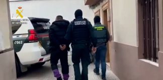 Matan a tiros en plena calle a dos mujeres y un menor en Isla Cristina
