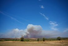 El incendio de Niebla recorre ya 20.000 hectáreas y se encuentra «fuera de capacidad de extinción»