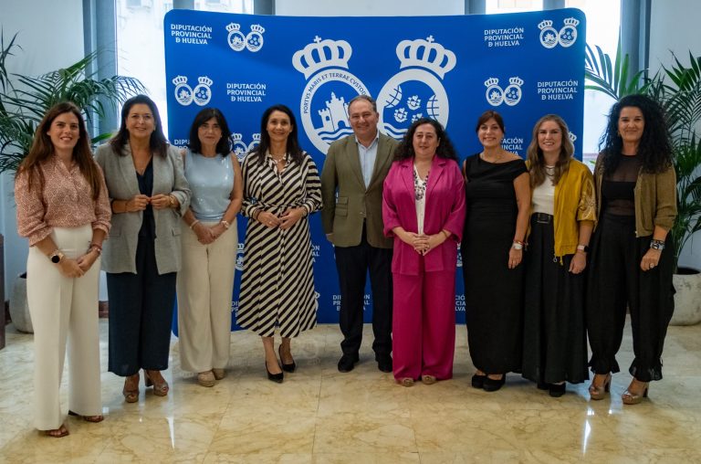 Las ocho diputaciones andaluzas coordinan en Huelva la campaña institucional del 25N