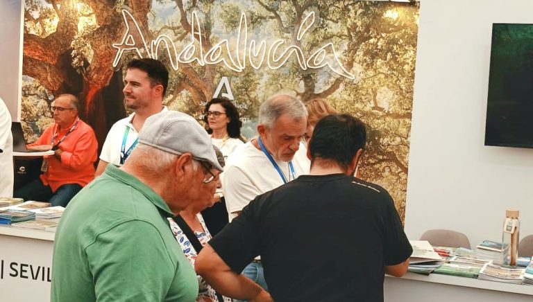 Huelva exhibe sus encantos en Segovia