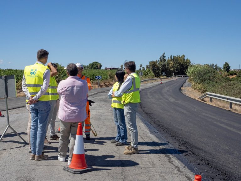 La Diputación avanza en la rehabilitación de la carretera entre La Redondela y Pozo del Camino