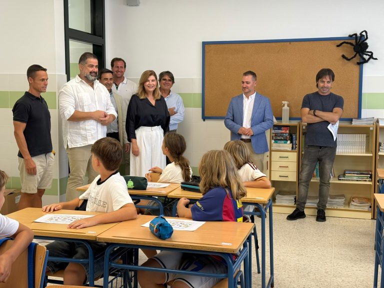 Casi 43.000 alumnos inician el curso escolar en Huelva